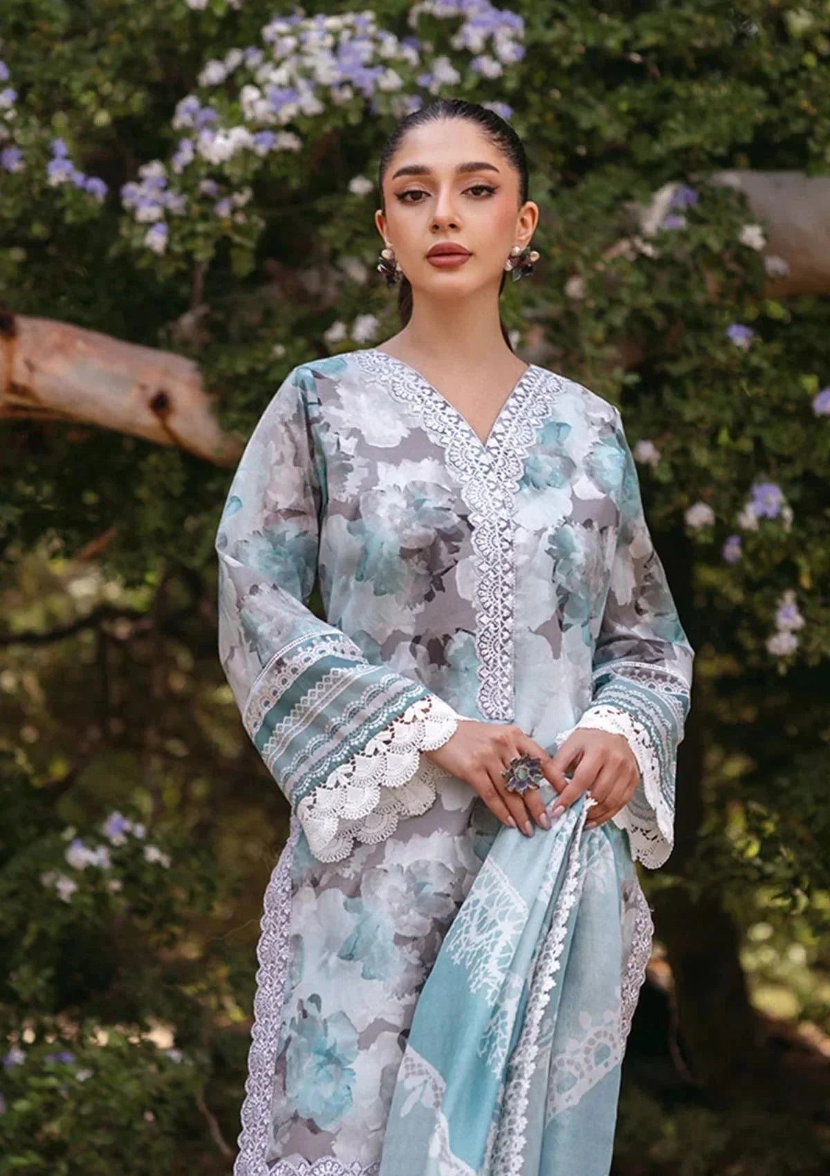 Premium 3 Piece Lawn Lawn Printed Shirt With Digital Printed Dupatta-1624 FS