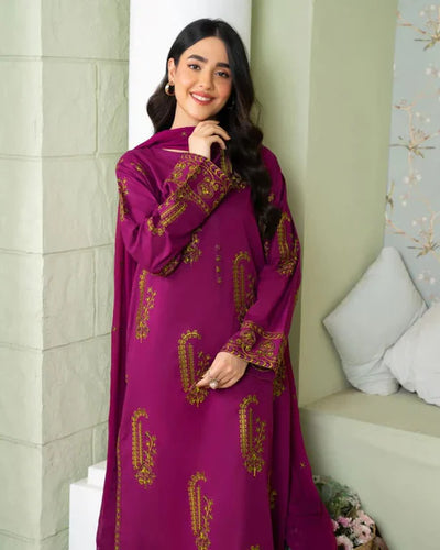 SAPPHIRE-Premium 3 Piece Lawn EMBROIDERED SHIRT WITH BAMBER CHIFFON EMBROIDERED DUPATTA AND LAWN TROUSER-BIC-4615