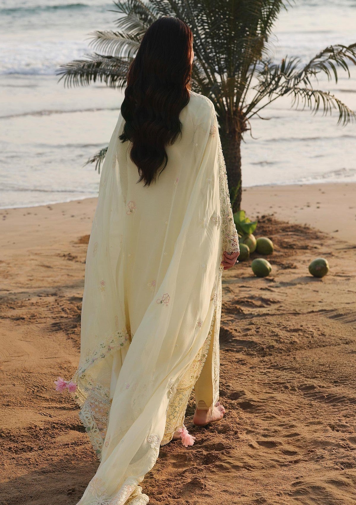 Qalamkar Premium 3 Piece Lawn Embroidered Shirt with Organza Embroidered Dupatta - 5213 FS