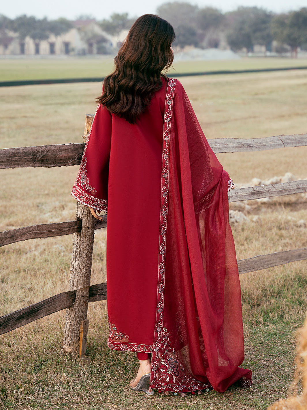 IZEL-Premium 3 Piece Lawn EMBROIDERED SHIRT WITH ORGANZA EMBROIDERED DUPATTA AND TROUSER-BIC-4818
