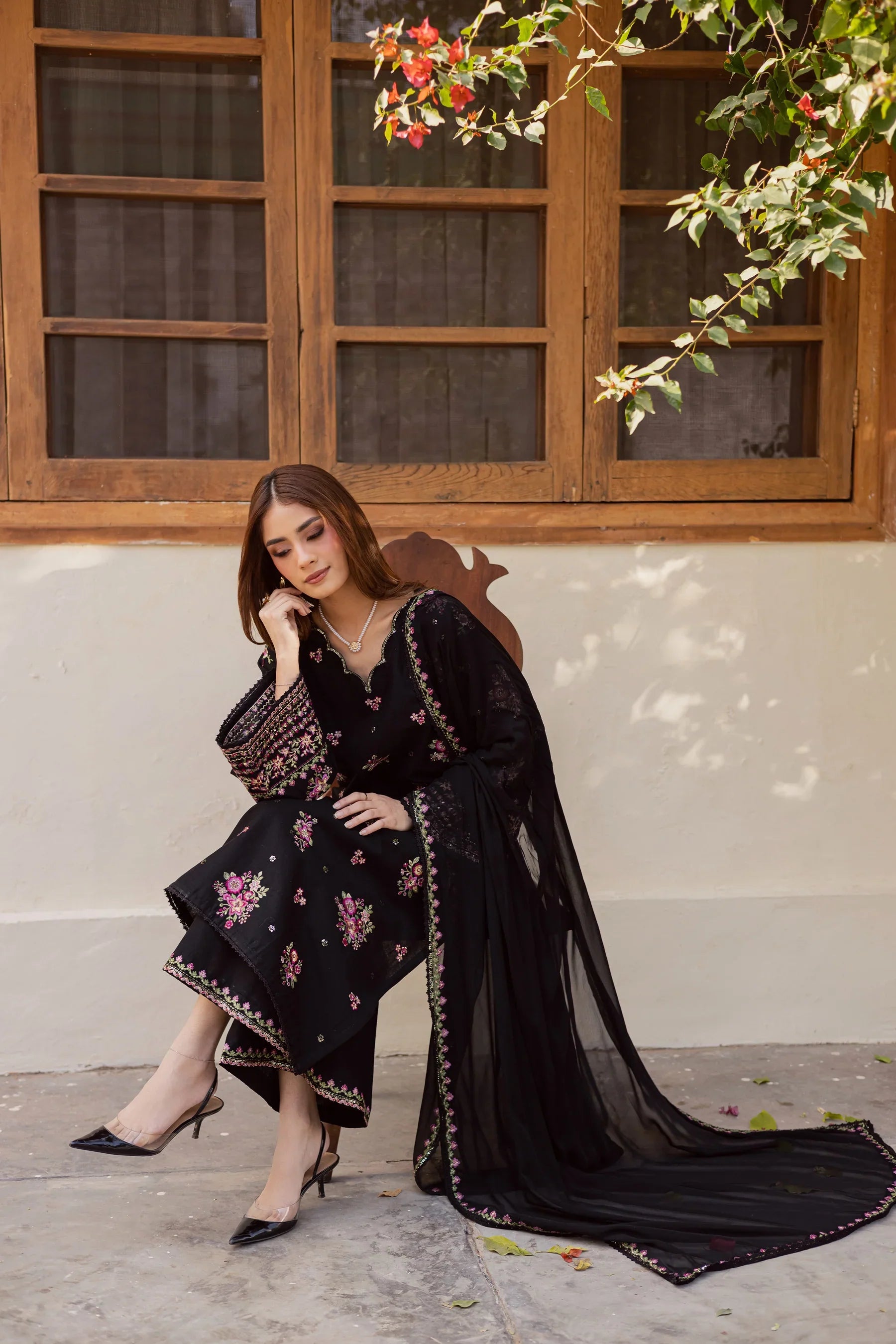 BATIK-3PC LAWN EMBROIDERED SHIRT WITH CHIFFON EMBROIDERED DUPATTA AND EMB TROUSER-BIC-4766