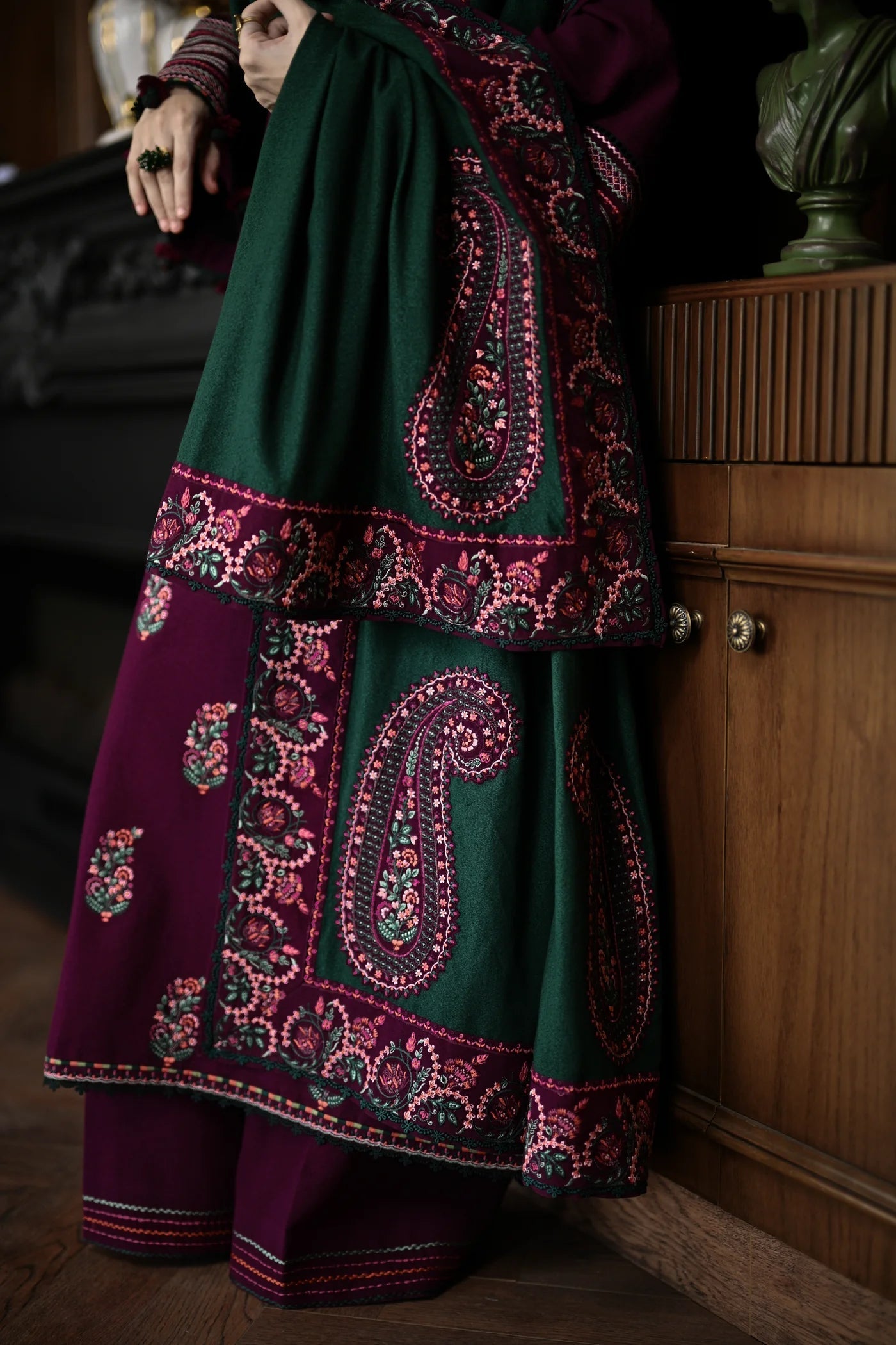 BATIK-3PC LAWN EMBROIDERED SHIRT WITH LAWN EMBROIDERED DUPATTA AND TROUSER-BIC-4797