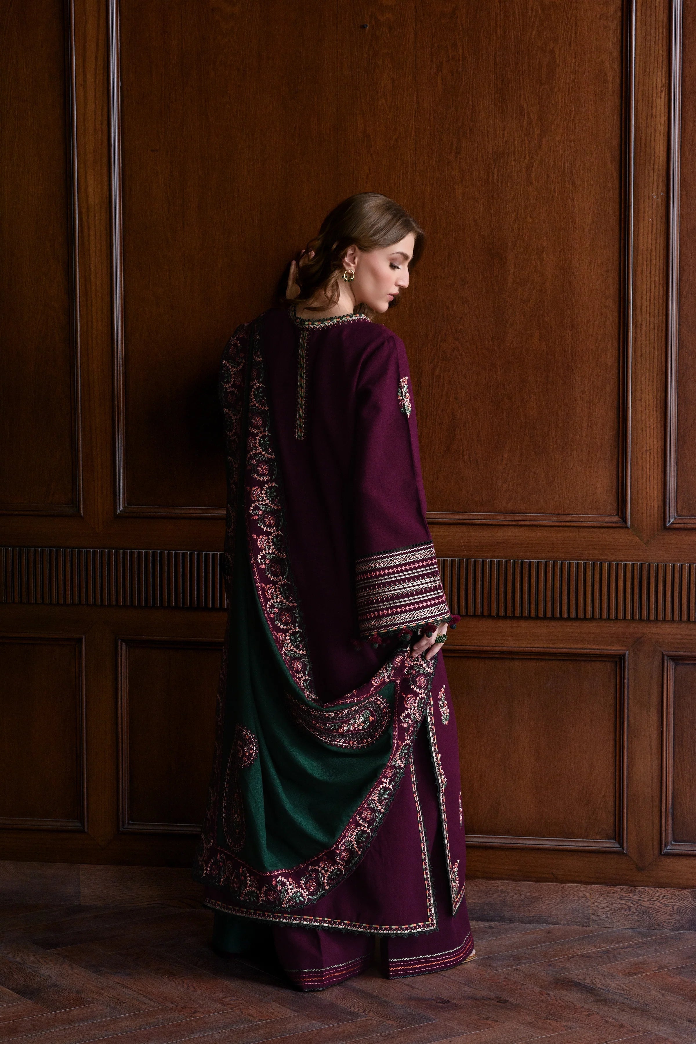 BATIK-3PC LAWN EMBROIDERED SHIRT WITH LAWN EMBROIDERED DUPATTA AND TROUSER-BIC-4797